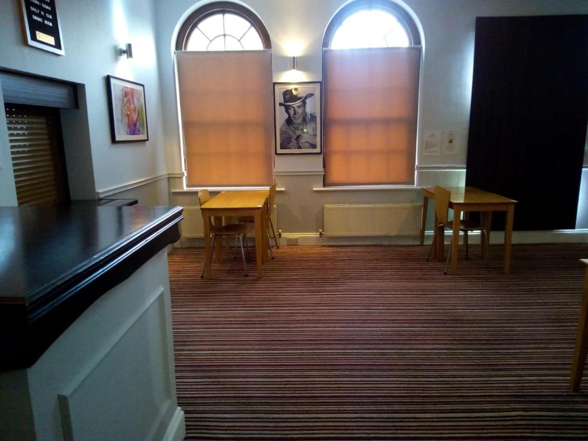 Oyo London Luton Hotel Luton  Buitenkant foto