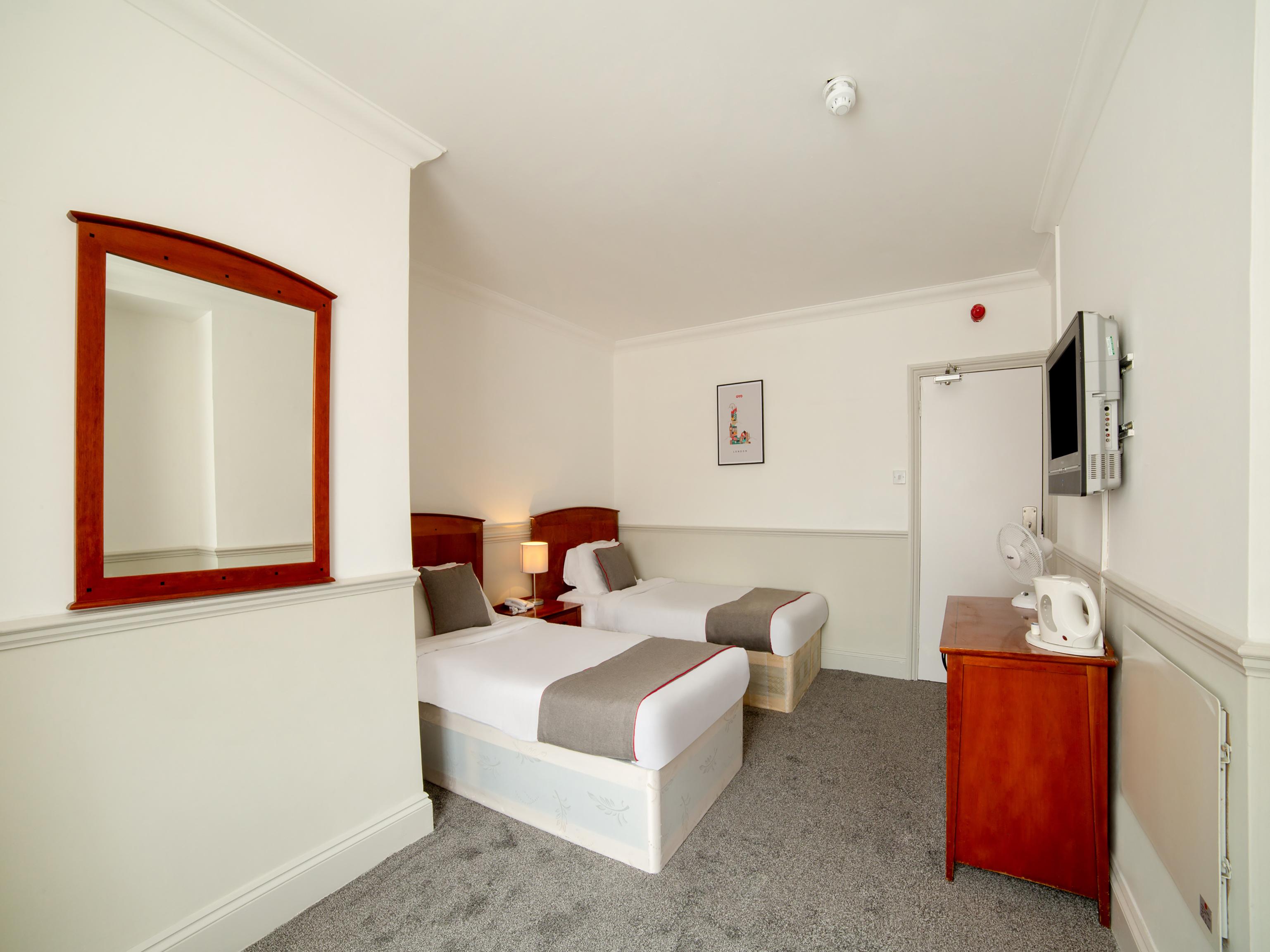 Oyo London Luton Hotel Luton  Buitenkant foto