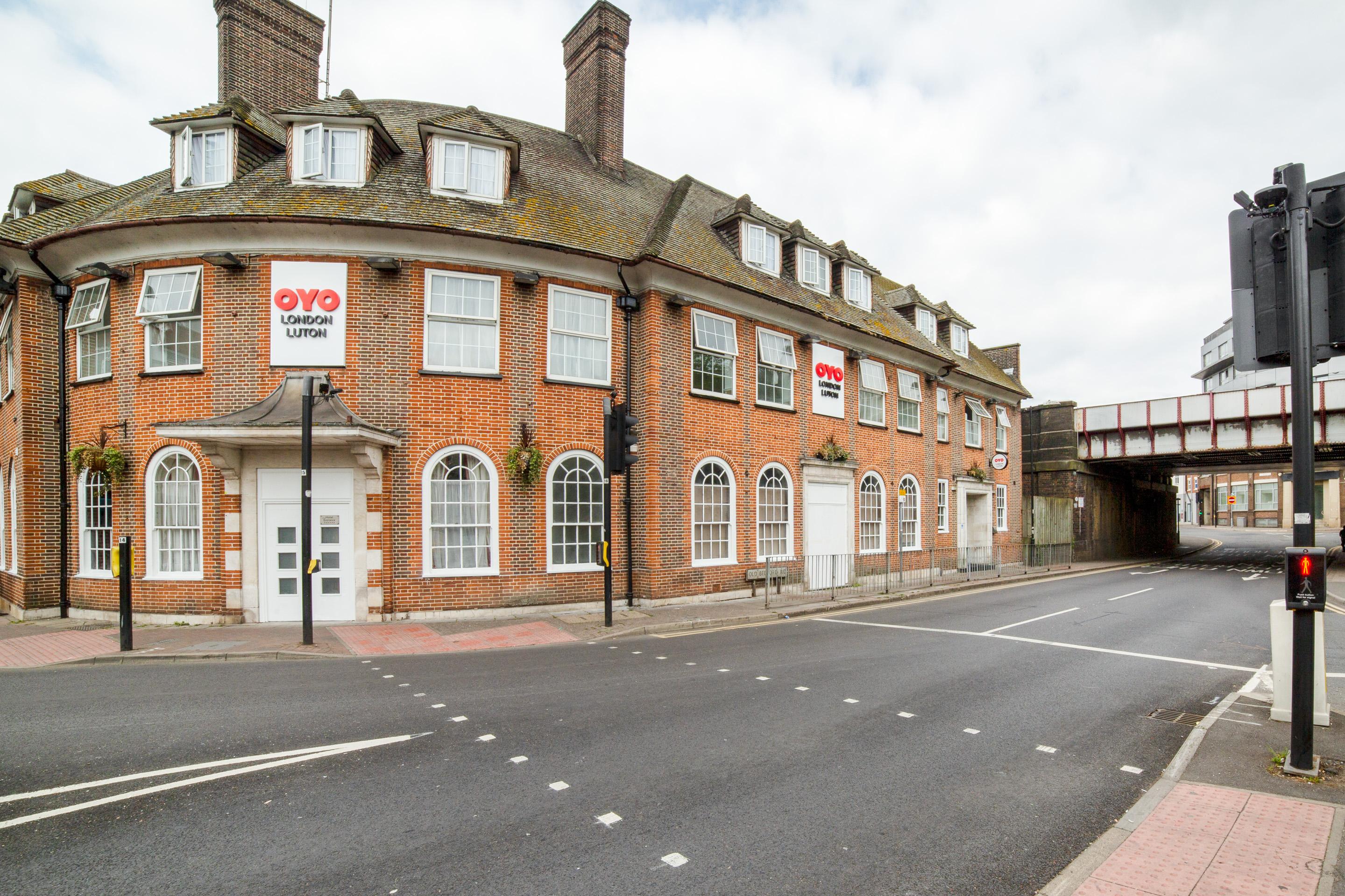 Oyo London Luton Hotel Luton  Buitenkant foto