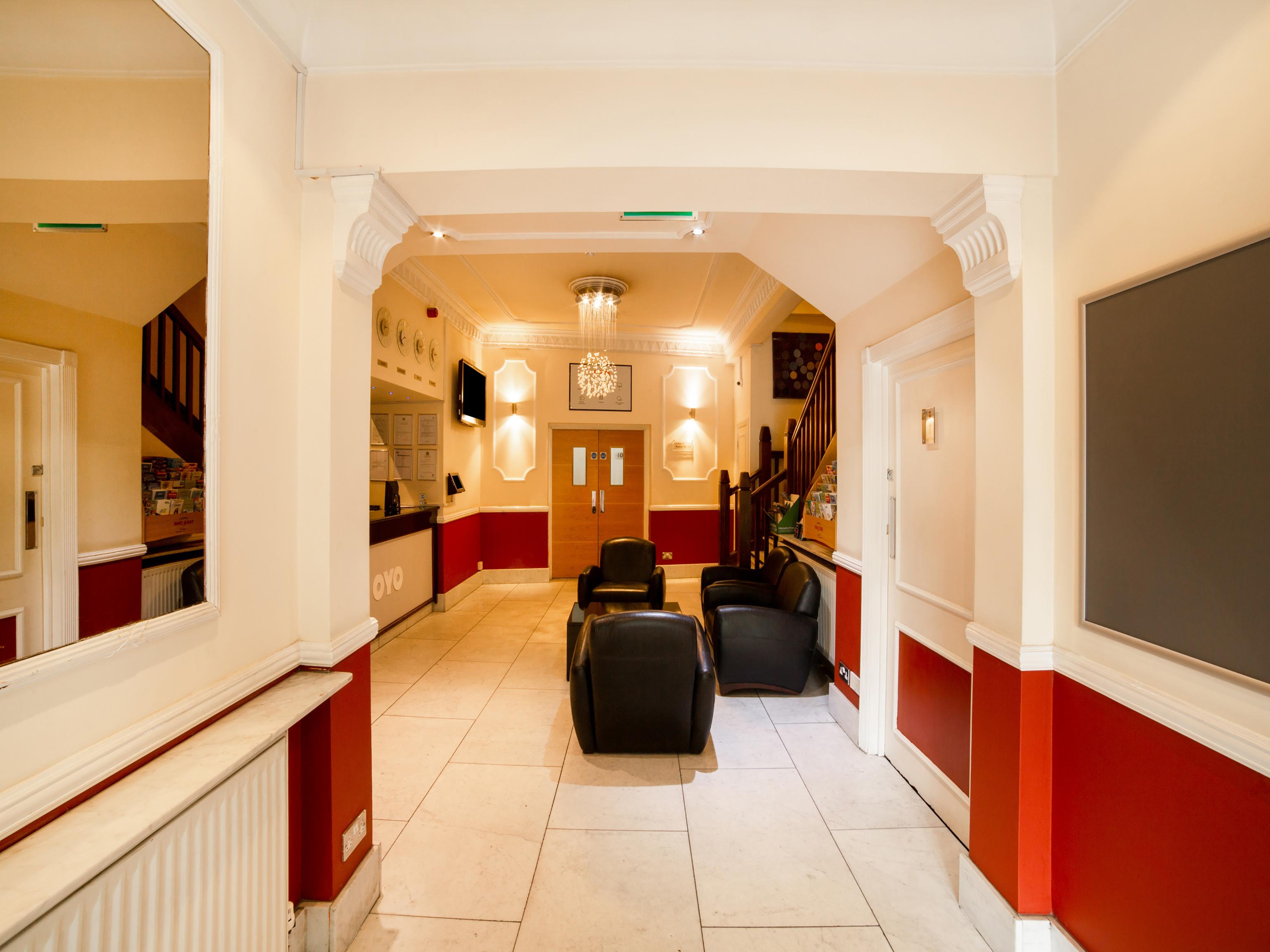 Oyo London Luton Hotel Luton  Buitenkant foto