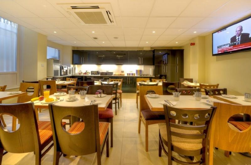 Oyo London Luton Hotel Luton  Buitenkant foto