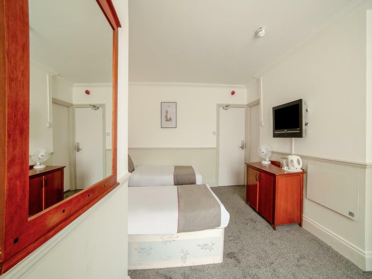 Oyo London Luton Hotel Luton  Buitenkant foto